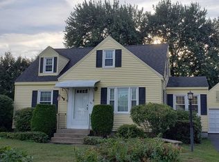84 Norris St, Feeding Hills, MA 01030