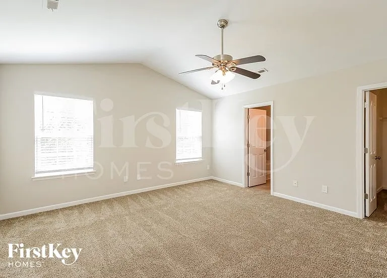 3936 Foliage Dr — Photo 7