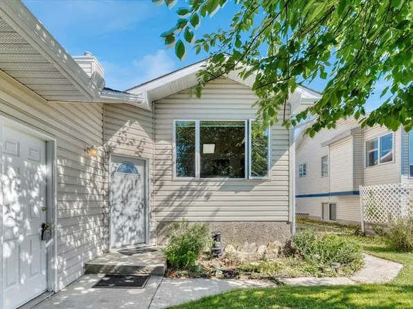 418 S 1st Ave NW, Diamond Valley, AB T0L 0H0