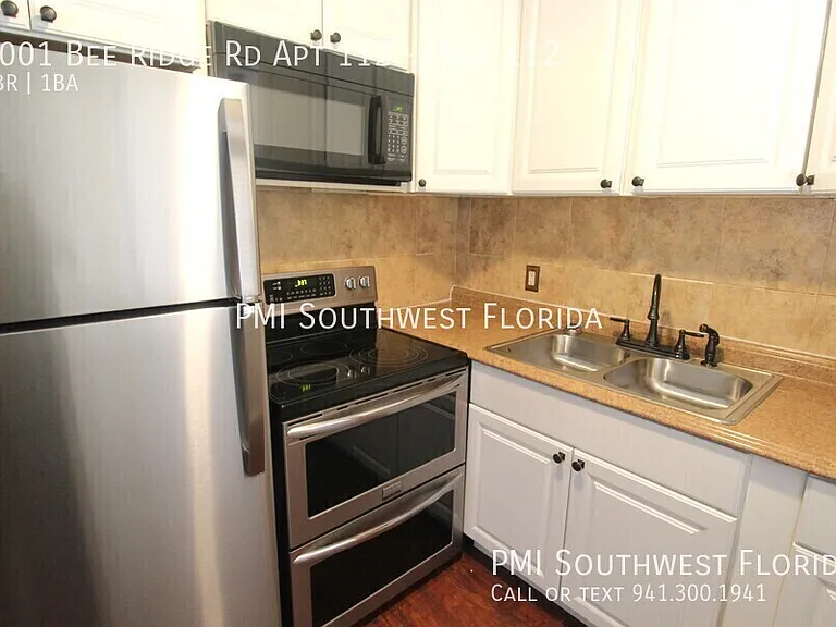 3001 Bee Ridge Rd #112 — Photo 13