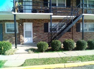 903 Collins Ln APT 9, Frankfort, KY 40601