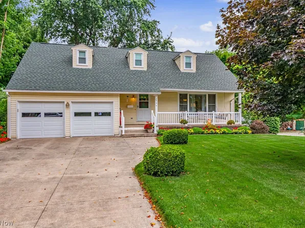 696 West St, Wadsworth, OH 44281