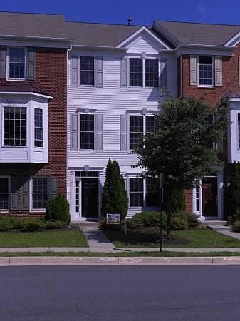 1st image of 2511 Bronze Stone Pl