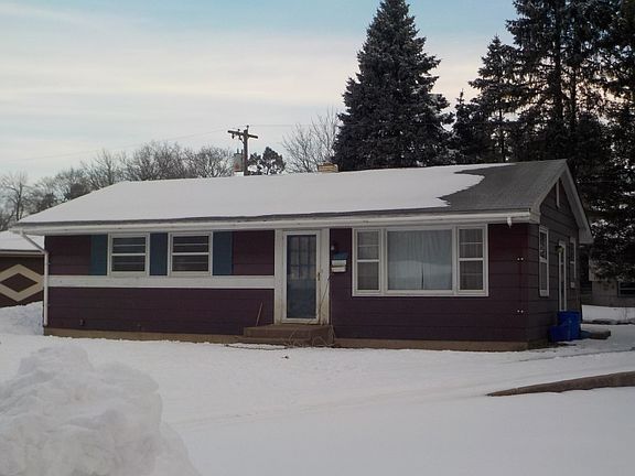 3rd image of 3132 Chateau Ct