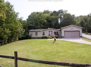 29 Cedar Valley Rd, Ripley, WV 25271