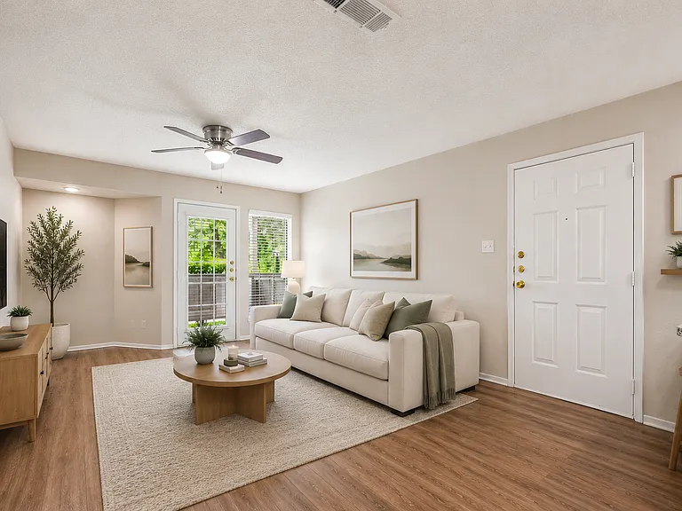 Chappell Hill Apartments — Photo 42