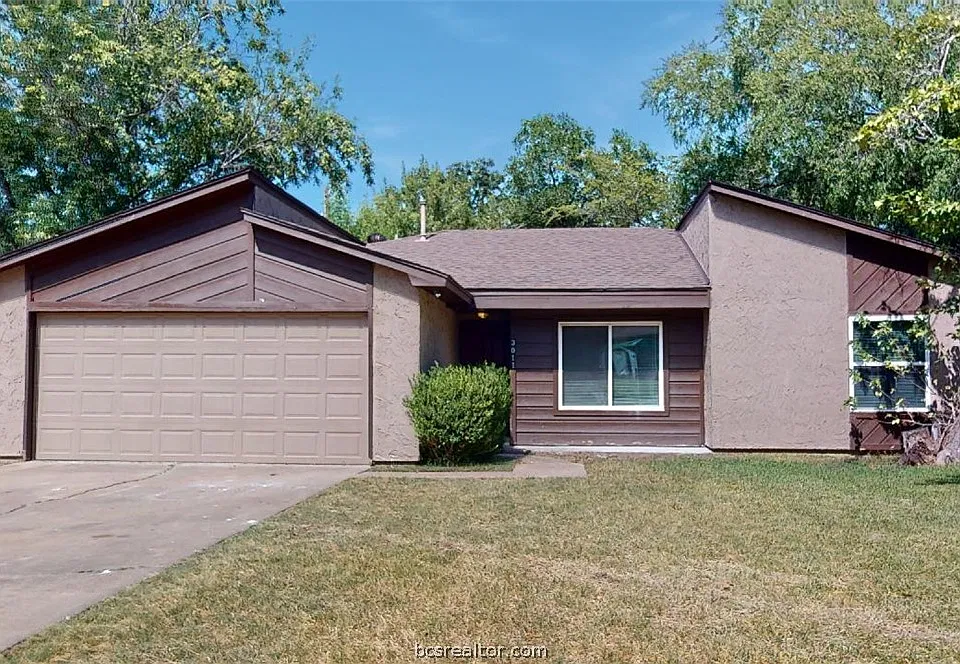 3011 Adrienne Dr