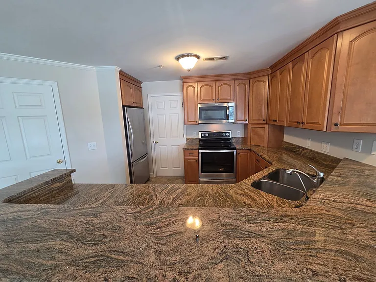 940 Jetton St #17 — Photo 18