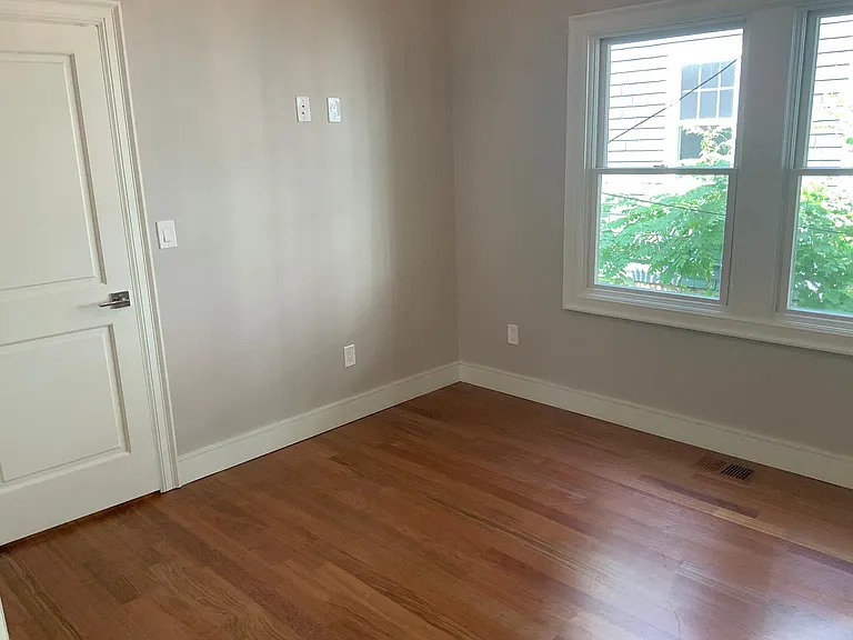 5 Paul Revere Rd — Photo 16