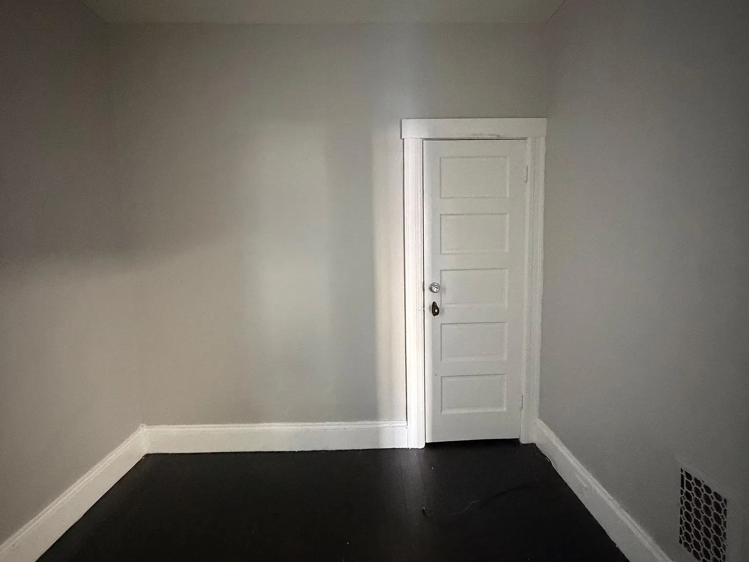3 bed, $1,650 — Photo 2