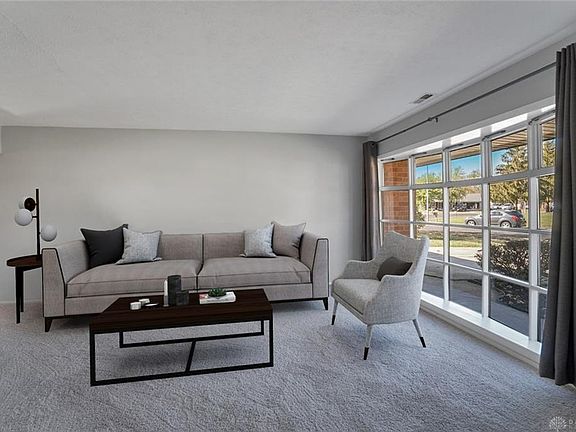 5th image of 107 Angela Dr