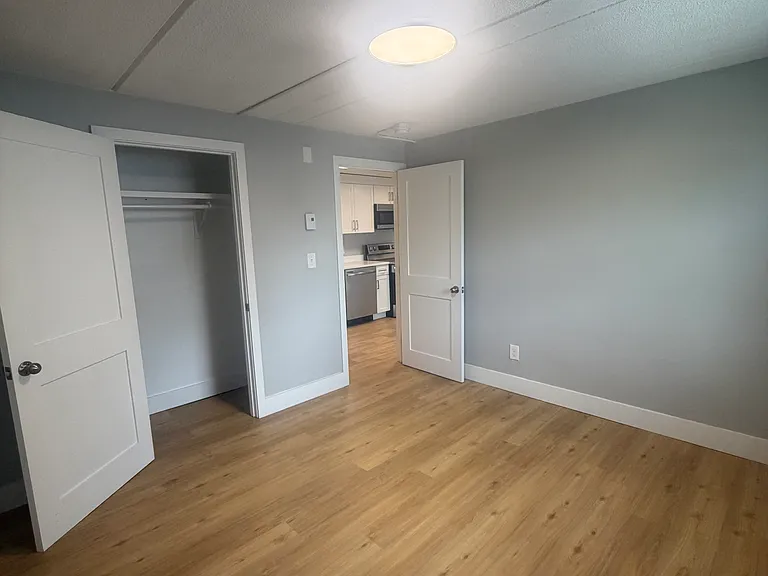 89 Woodrow Avenue — Photo 12