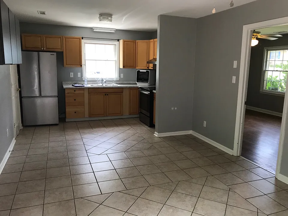 227 Colony Acres Dr