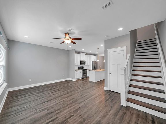3rd image of 400 Mattie M Kelly Blvd #4