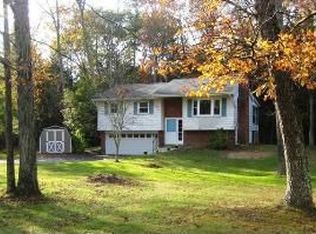 107 Witchtree Rd, Woodstock, NY 12498