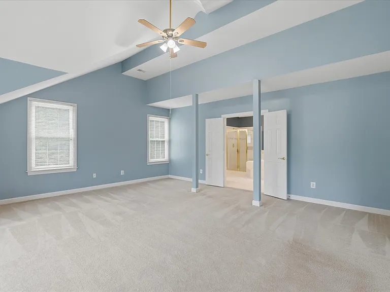 1959 Horse Shoe Dr — Photo 30