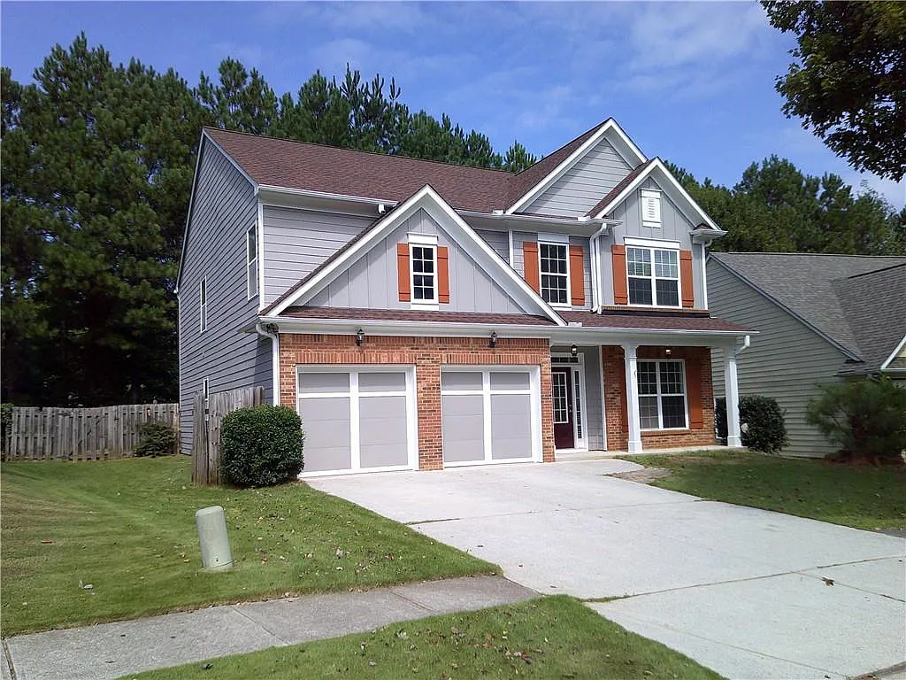 5 bed, 3.0 bath, 2464 sqft, $2,650 — Photo 2