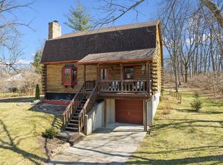 1054 Eight Mile Rd, Cincinnati, OH 45255