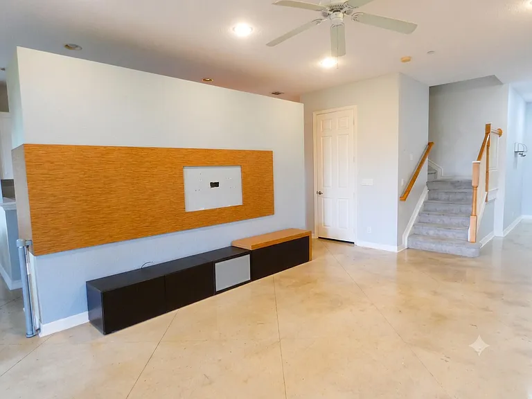 30 Beechdale Ln — Photo 4