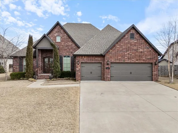 405 Angel Falls Ln, Springdale, AR 72762