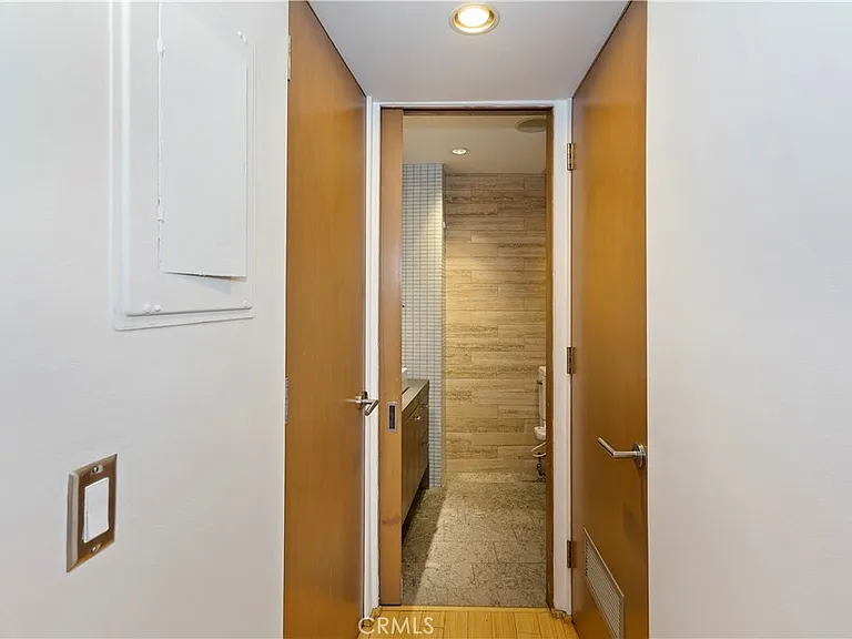 7250 Franklin Ave #506 — Photo 14