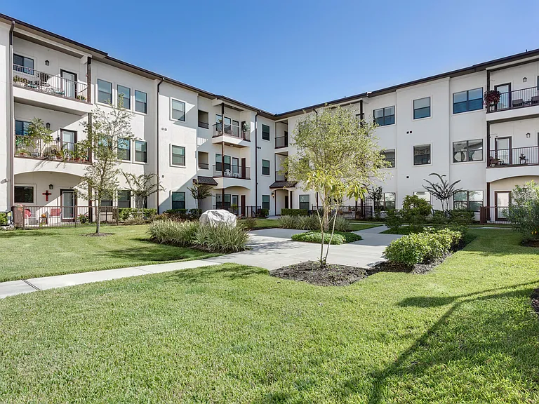 The Laurel at Vintage Park 55+ — Photo 26