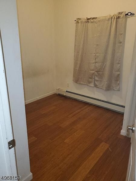 2nd image of 200 N 6th St