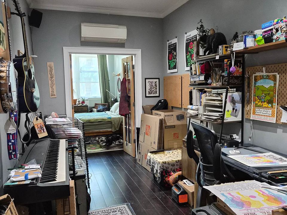 1st image of 1867 Bleecker St APT 1L