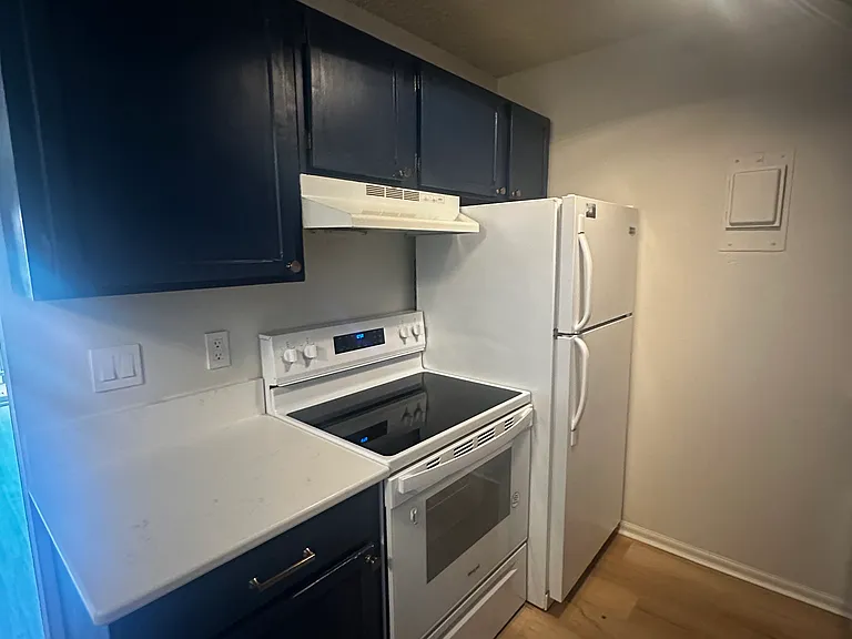 3250 Oneal Cir #D25 — Photo 2