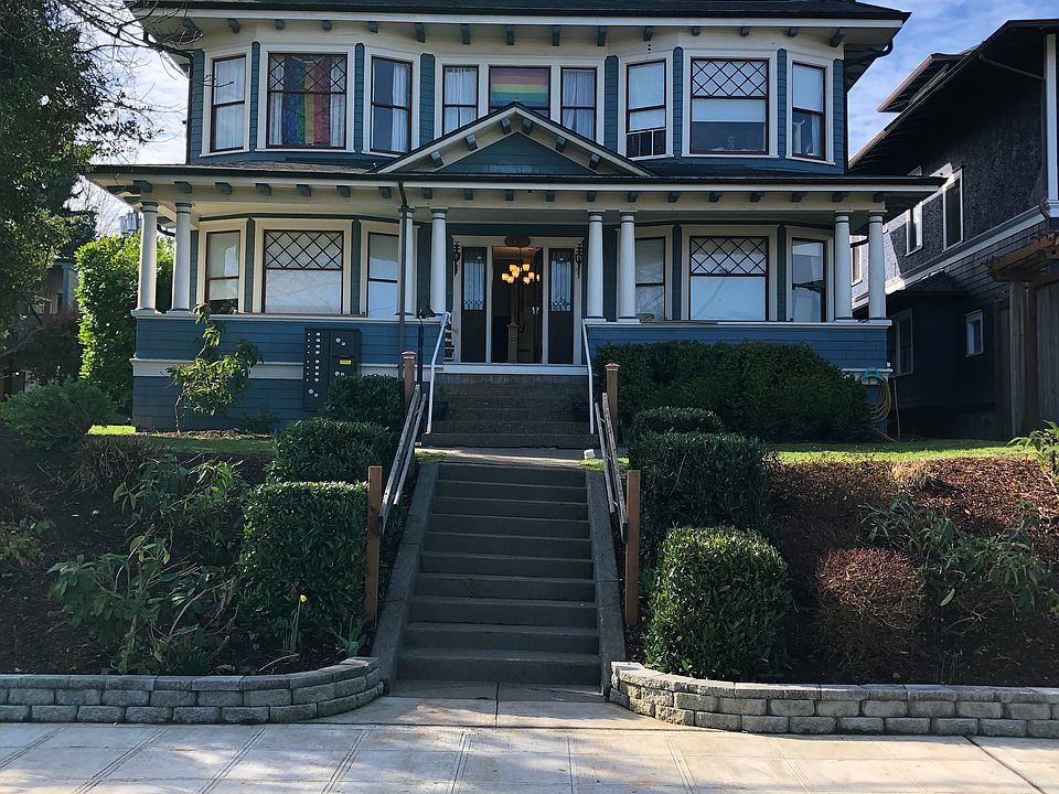 Building Photo 5