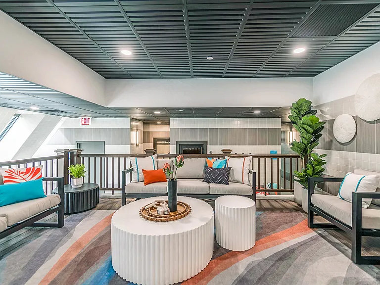 Axis Apartments and Lofts — Photo 7