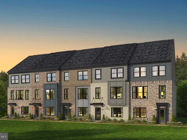 3535 Dean Dr, Hyattsville, MD 20782