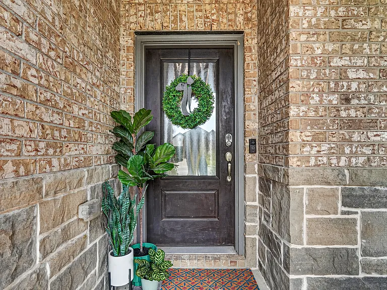 480 Pebble Brook Ln — Photo 5