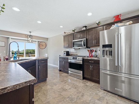 5th image of 15051 Whitaker Dr