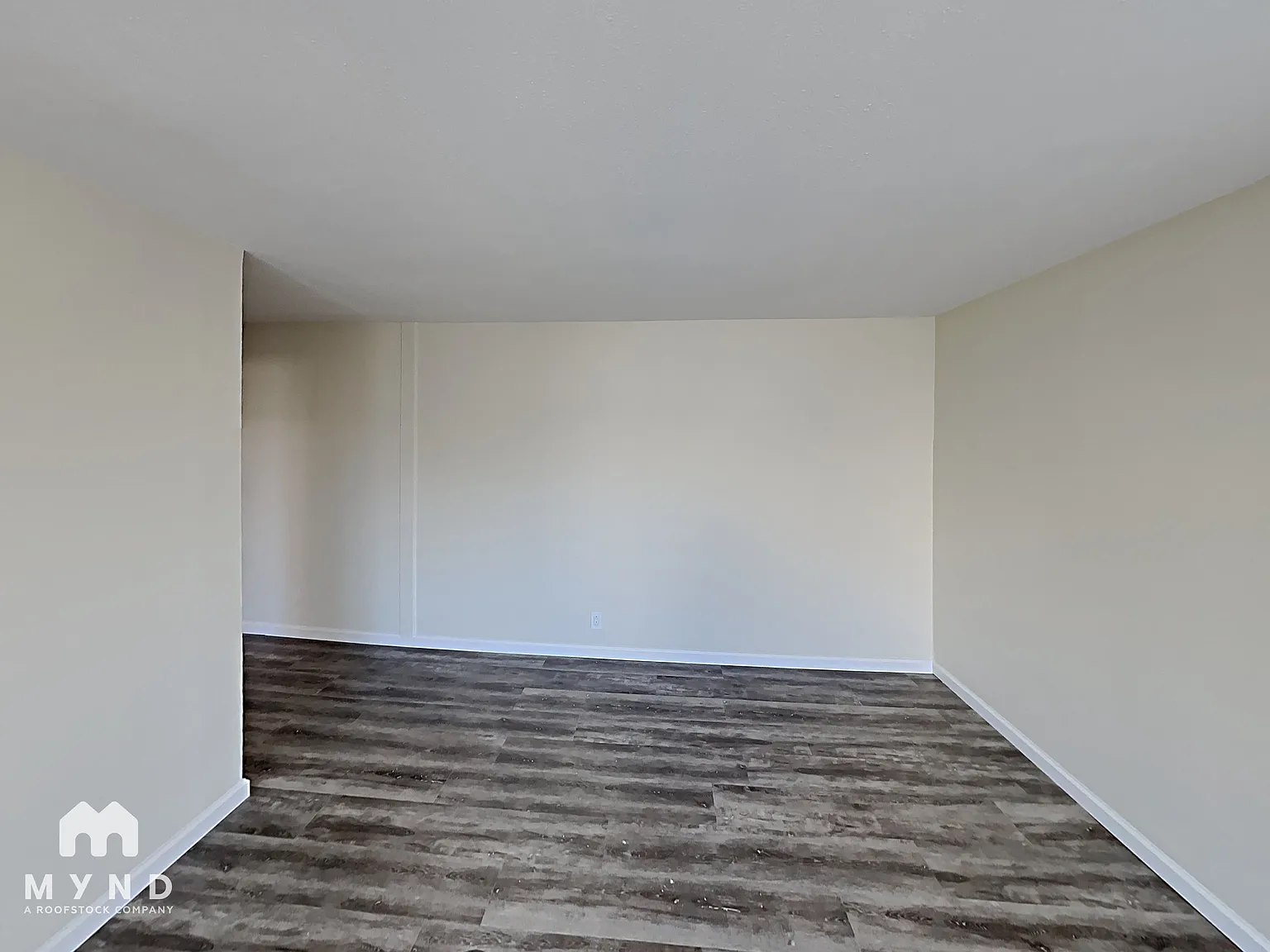 2 bed, 2.0 bath, 1000 sqft, $2,595 — Photo 4