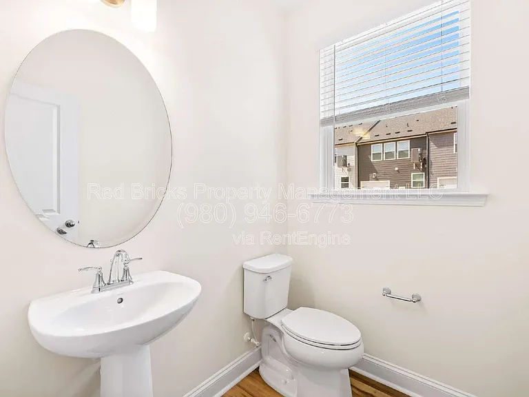 1528 Cedar Tree Dr — Photo 10