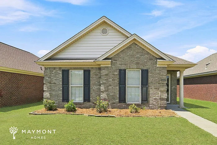 8749 Lindsey Ln