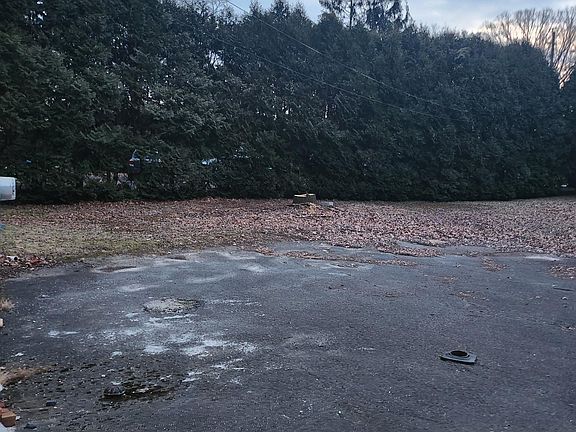 5th image of 3716 Stoudts Ferry Bridge Rd