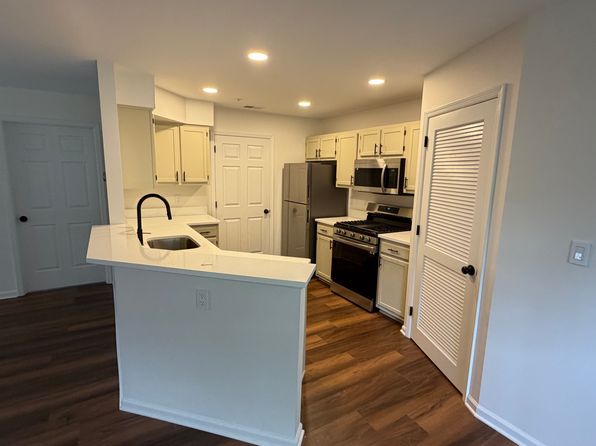 6001 Tudor Dr #6001