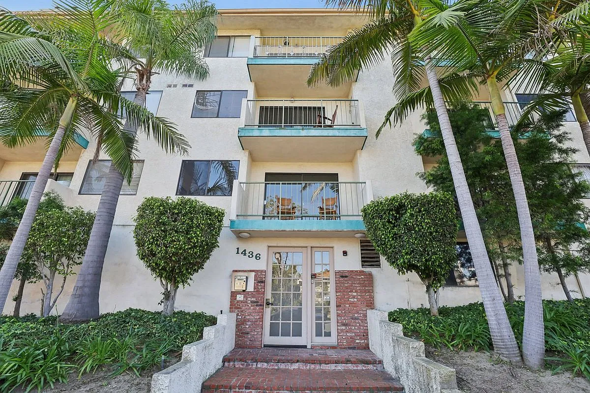 2 bed, 2.0 bath, 1170 sqft, $2,800 — Photo 2