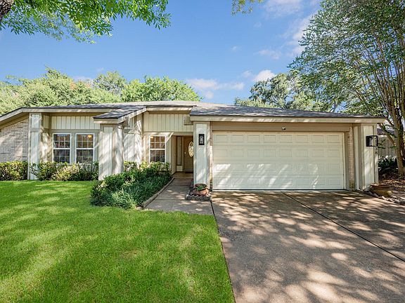 2nd image of 21338 Highland Knolls Dr