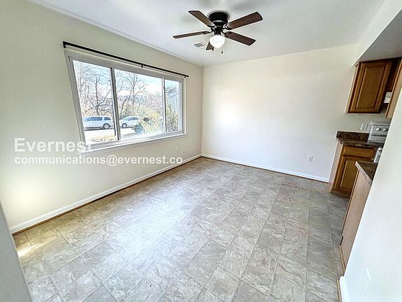 4th image of 1246 Thomas Jefferson Pl