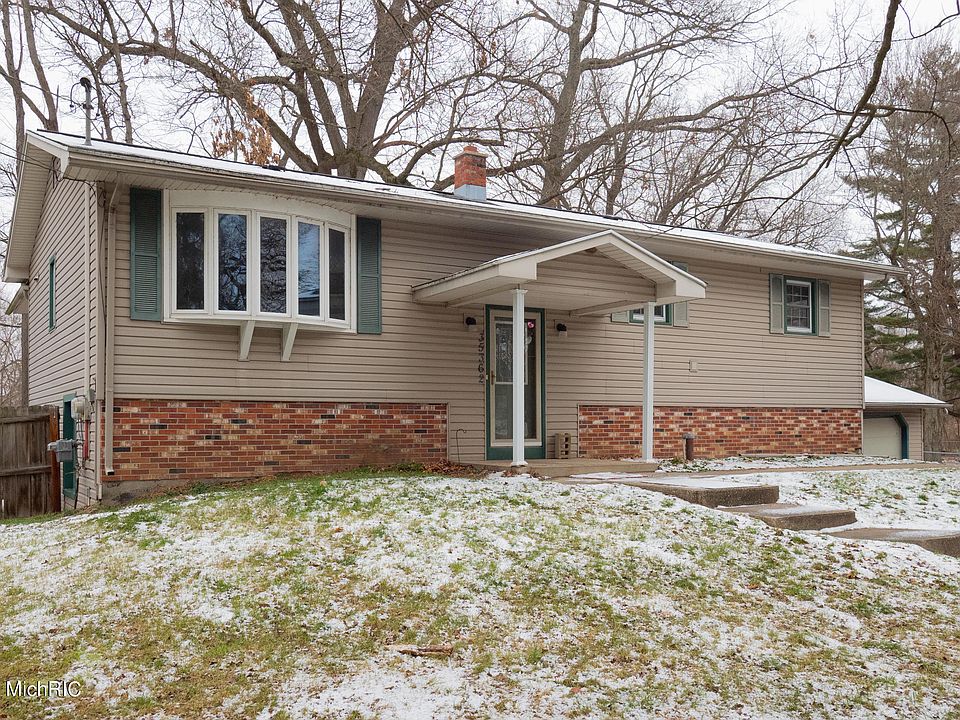 1st image of 35362 51st Ave