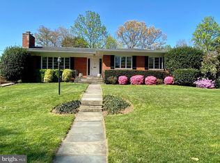 5804 Plainview Rd, Bethesda, MD 20817