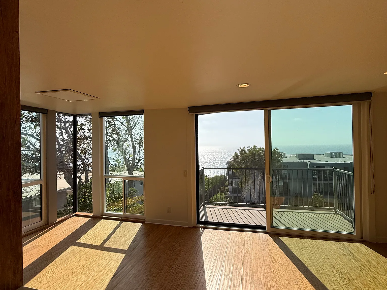 2 bed, 1240 sqft, $5,500 — Photo 2