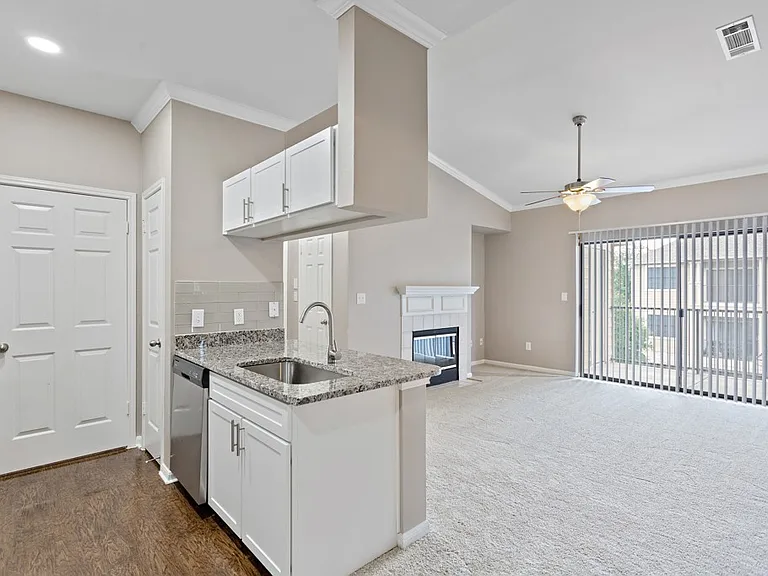 Ventana Oaks Apartments, Austin, TX