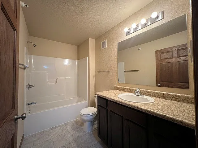 4660 Coal Bank Dr #202 — Photo 20