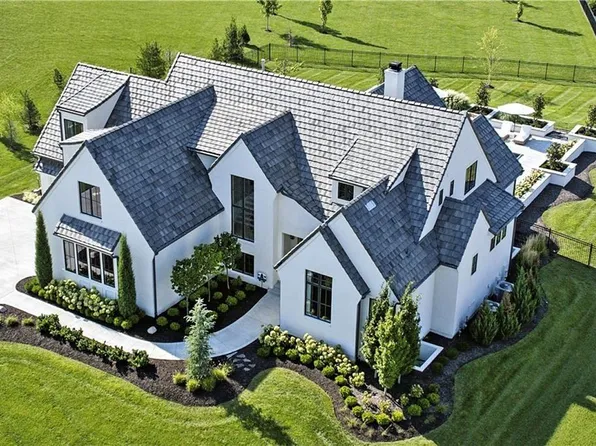 11316 W 170th Ter, Overland Park, KS 66221