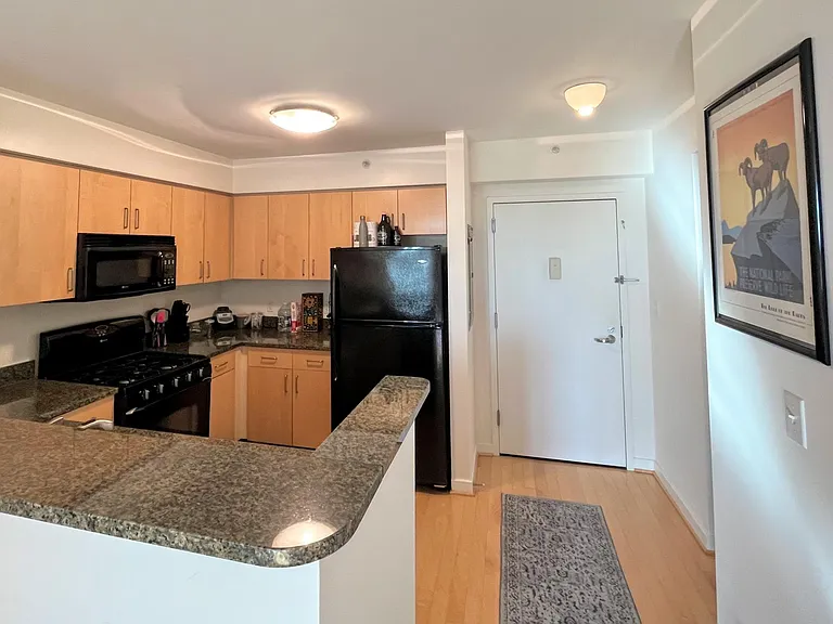 1000 New Jersey Ave SE #703 — Photo 15