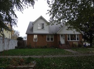 1023 Park Ave, North Chicago, IL 60064